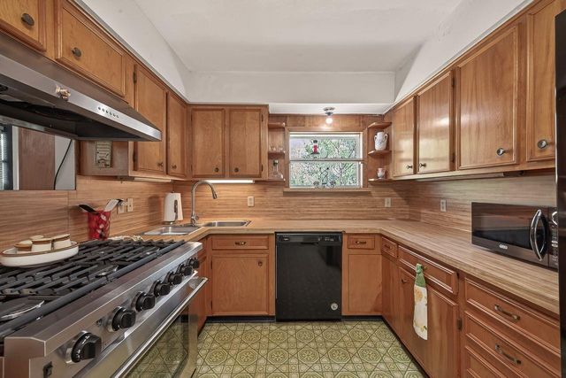 5218 Lido Lane, Houston, TX 77092