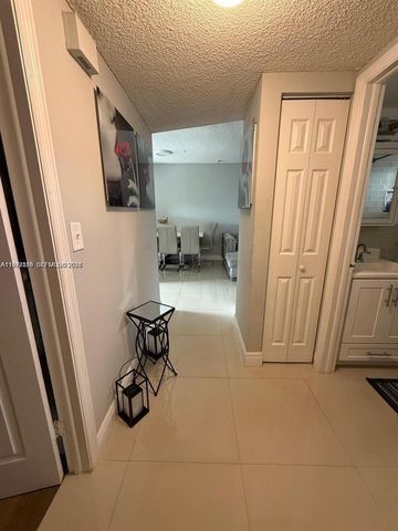 5290 W 21st Ct 307, Hialeah, FL 33016