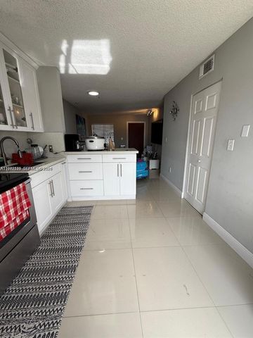 5290 W 21st Ct 307, Hialeah, FL 33016