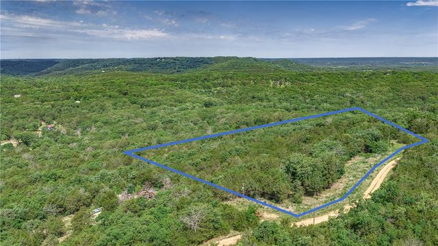 630 CR-2560, Eureka Springs, AR 72631