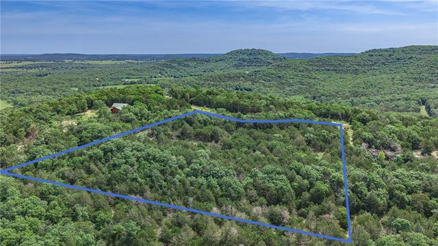 630 CR-2560, Eureka Springs, AR 72631