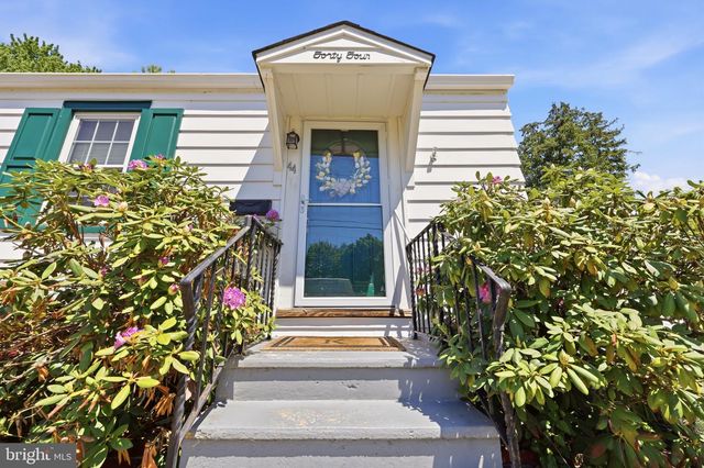 44 CHURCHILL RD, Cherry Hill, NJ 08034