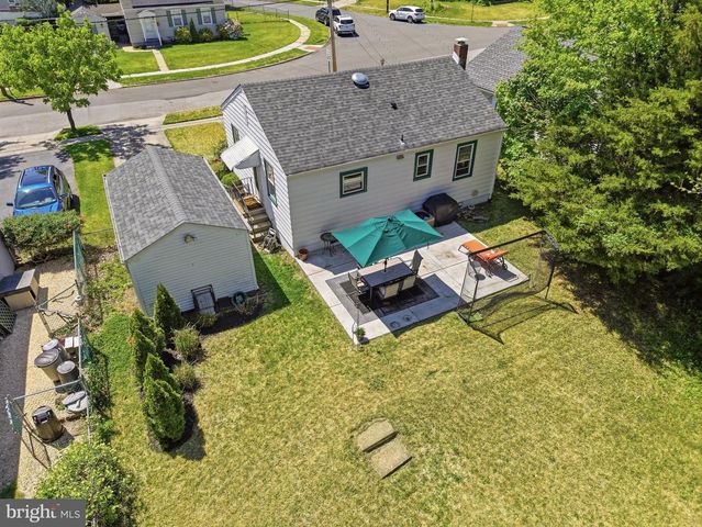 44 CHURCHILL RD, Cherry Hill, NJ 08034