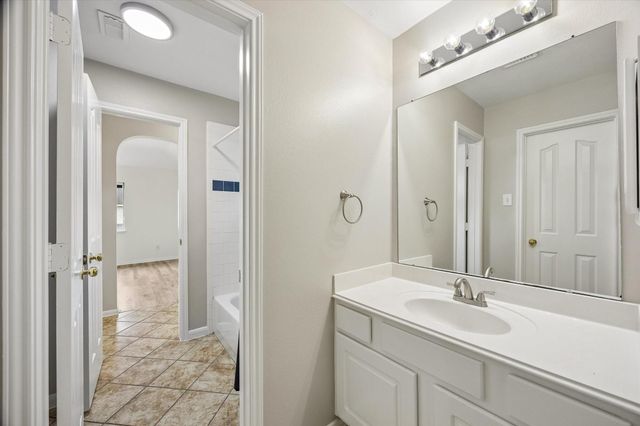 1331 Shady Bend Drive, Sugar Land, TX 77479