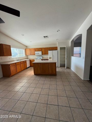 15137 W WASHINGTON Street, Goodyear, AZ 85338