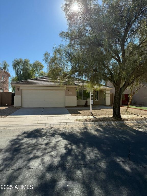 15137 W WASHINGTON Street, Goodyear, AZ 85338