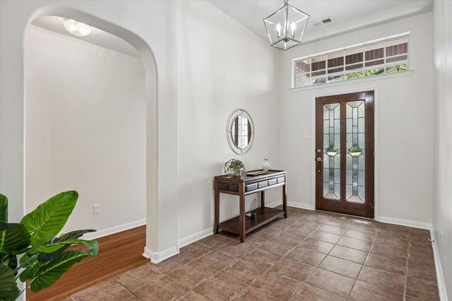 1904 Creole DR, Austin, TX 78727