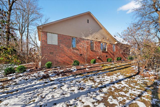 4017 Fallbrook Lane, Anderson, IN 46011