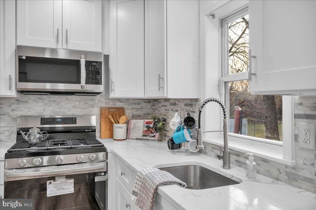 348 SILK ST, Lawnside, NJ 08045