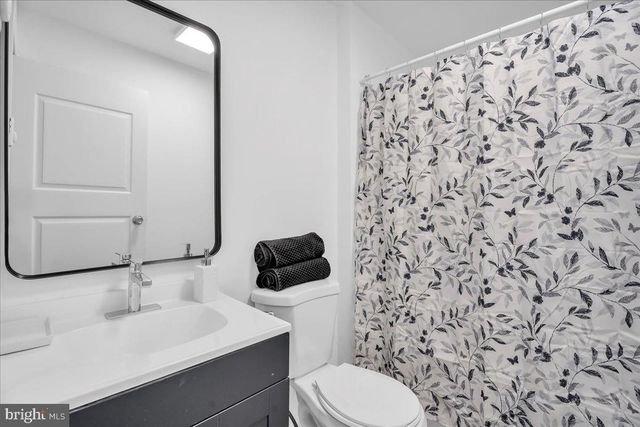 348 SILK ST, Lawnside, NJ 08045