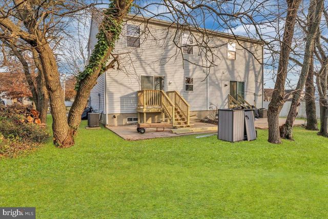 348 SILK ST, Lawnside, NJ 08045