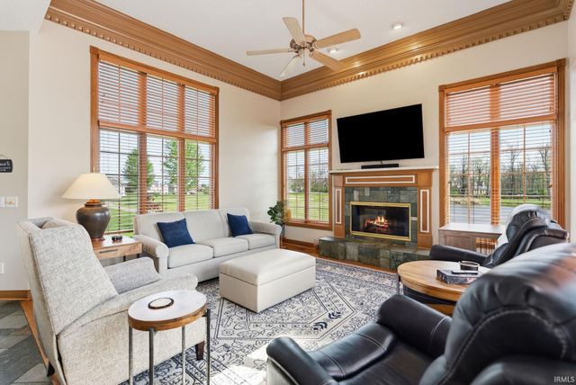 11929 Crossway Drive, Fort Wayne, IN 46814