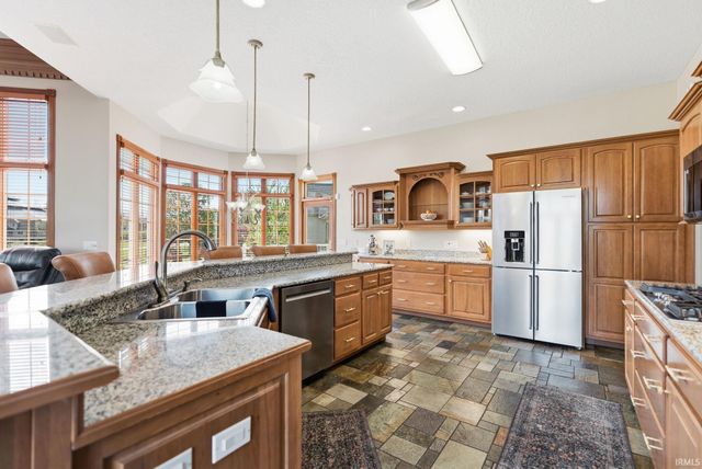 11929 Crossway Drive, Fort Wayne, IN 46814