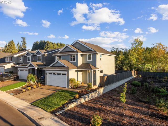 422 Ne TIMBERLINE St, Estacada, OR 97023