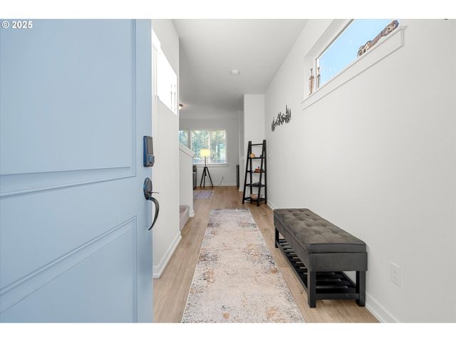 422 Ne TIMBERLINE St, Estacada, OR 97023