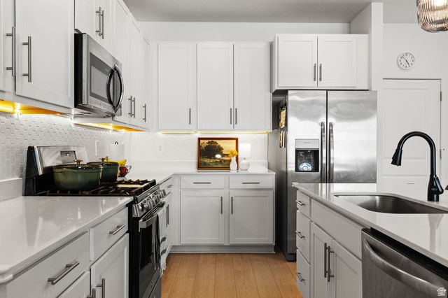 10052 N LIMESTONE WAY, Highland, UT 84003