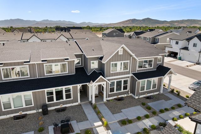 10052 N LIMESTONE WAY, Highland, UT 84003