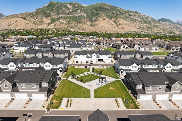 10052 N LIMESTONE WAY, Highland, UT 84003