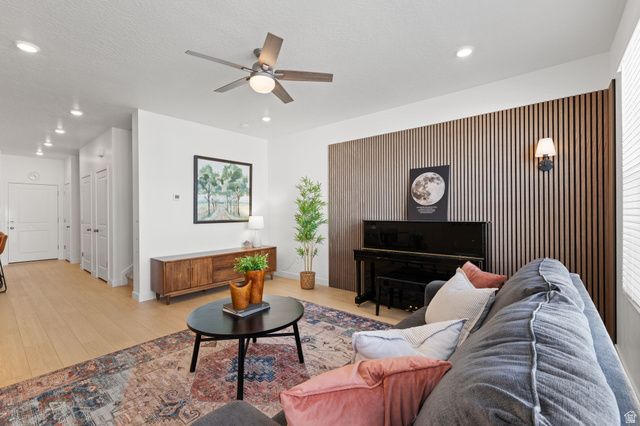 10052 N LIMESTONE WAY, Highland, UT 84003
