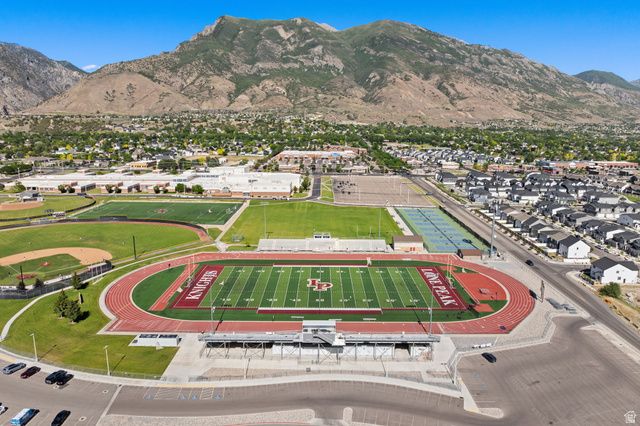10052 N LIMESTONE WAY, Highland, UT 84003