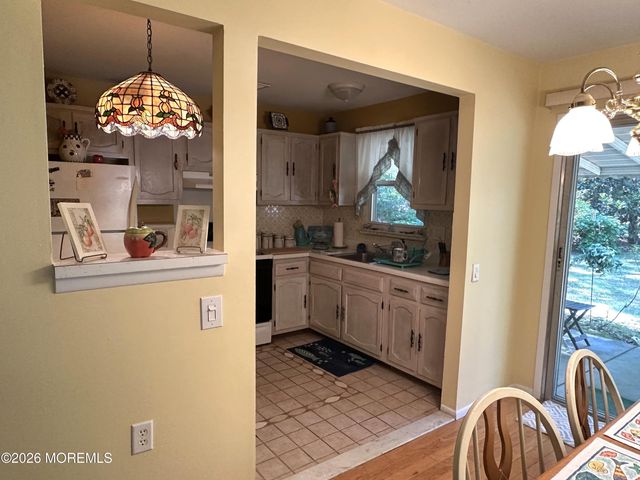 2 Concord Lane, Whiting, NJ 08759