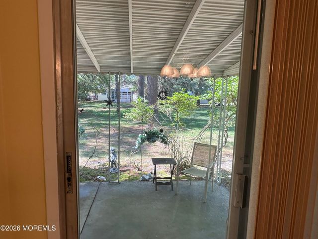 2 Concord Lane, Whiting, NJ 08759