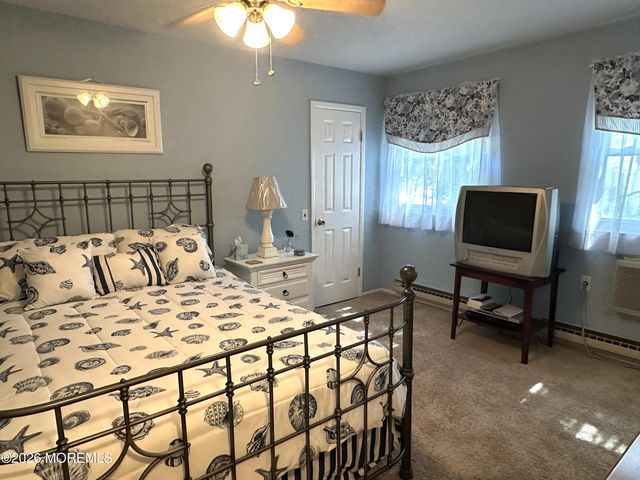 2 Concord Lane, Whiting, NJ 08759