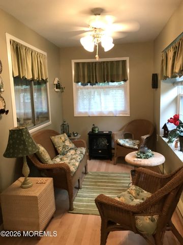 2 Concord Lane, Whiting, NJ 08759