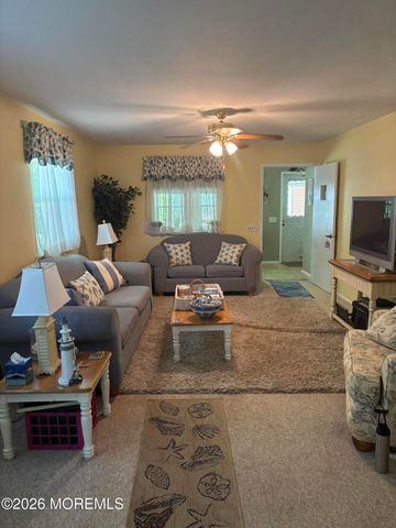 2 Concord Lane, Whiting, NJ 08759