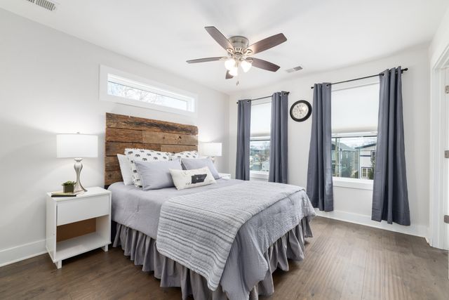 2127B 14th Ave, N, Nashville, TN 37208