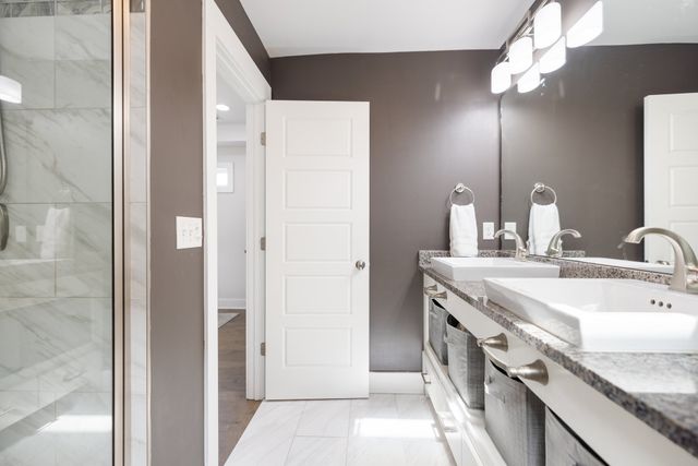 2127B 14th Ave, N, Nashville, TN 37208