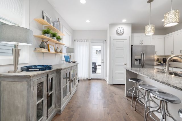 2127B 14th Ave, N, Nashville, TN 37208