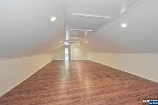 37 Riveredge Road, Tenafly, NJ 07670