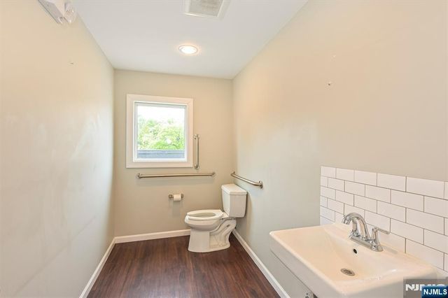 37 Riveredge Road, Tenafly, NJ 07670