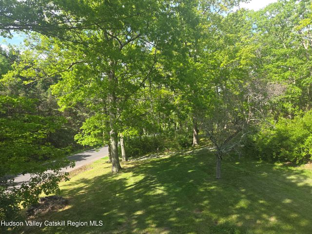 63 Otens Road, Ellenville, NY 12428