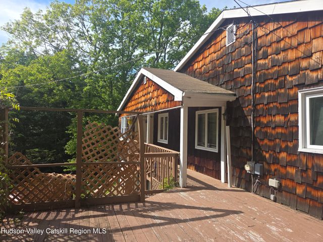 63 Otens Road, Ellenville, NY 12428