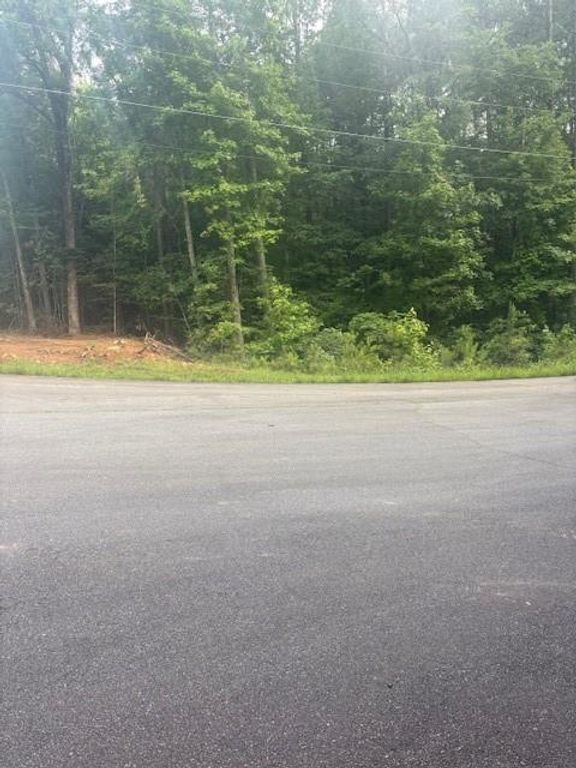5094 Gwendolyn Court, Acworth, GA 30101
