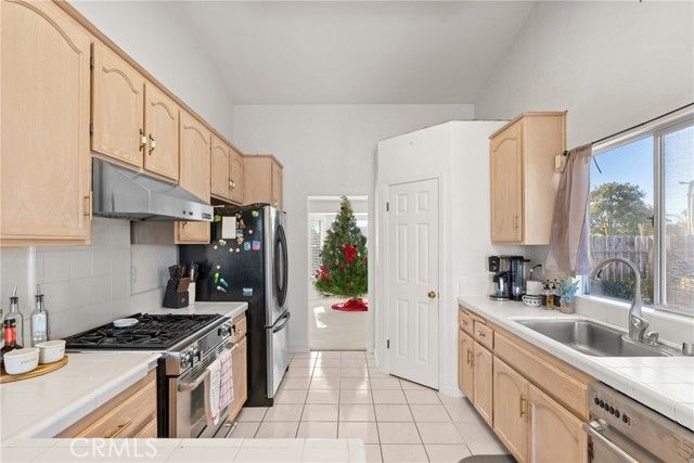 781 Koval, Santa Maria, CA 93455