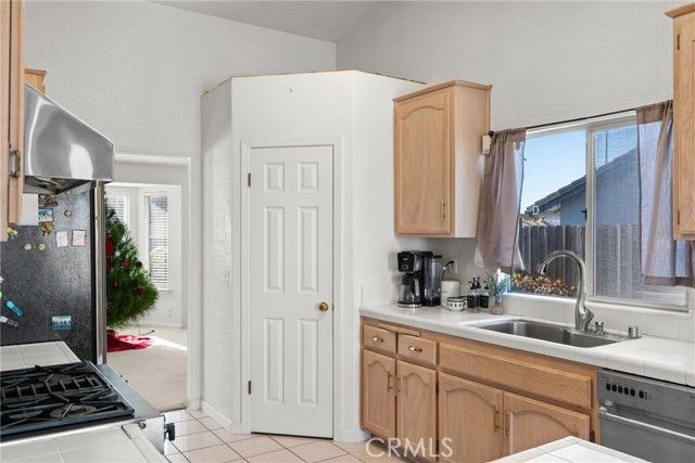 781 Koval, Santa Maria, CA 93455