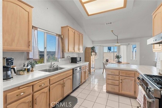 781 Koval, Santa Maria, CA 93455