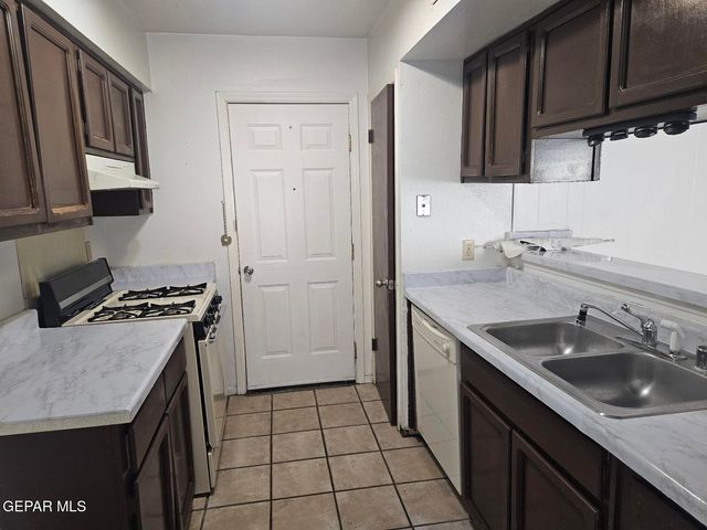 3340 VOSS Drive, El Paso, TX 79936