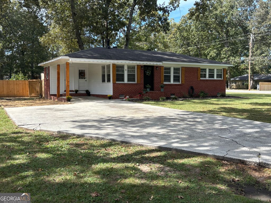 2 Sandy Beach Terrace NW, Rome, GA 30165