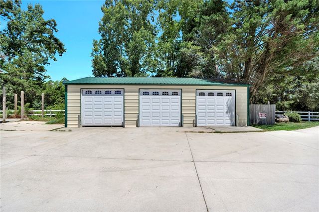 313 Henderson Road, Gray Court, SC 29645