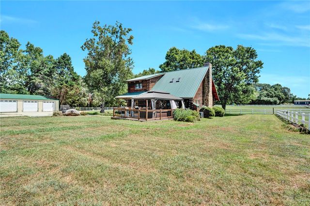 313 Henderson Road, Gray Court, SC 29645