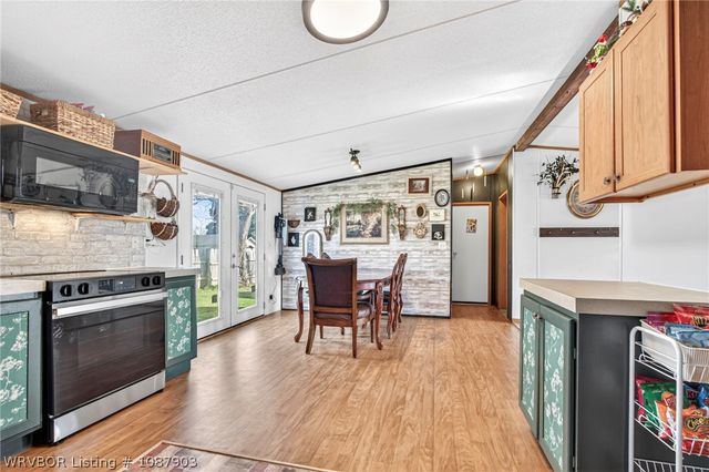 300 N Illinois Avenue, Panama, OK 74951