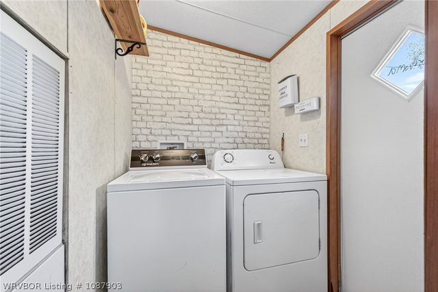 300 N Illinois Avenue, Panama, OK 74951