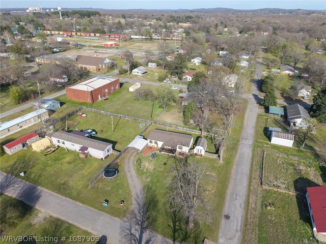 300 N Illinois Avenue, Panama, OK 74951