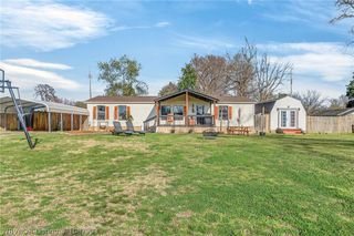 300 N Illinois Avenue, Panama, OK 74951