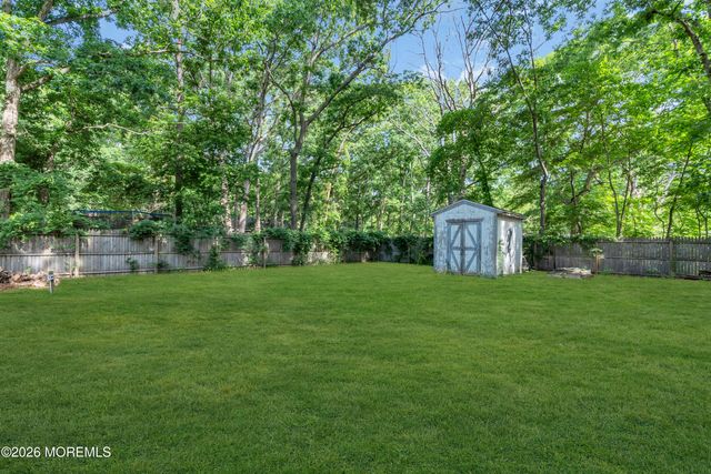 155 Lucy Road, Lakewood, NJ 08701