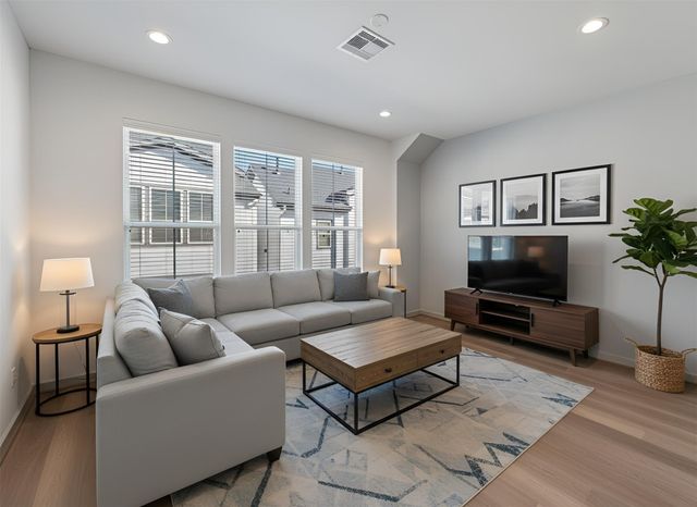 16 Fulton Row Lane, Houston, TX 77076